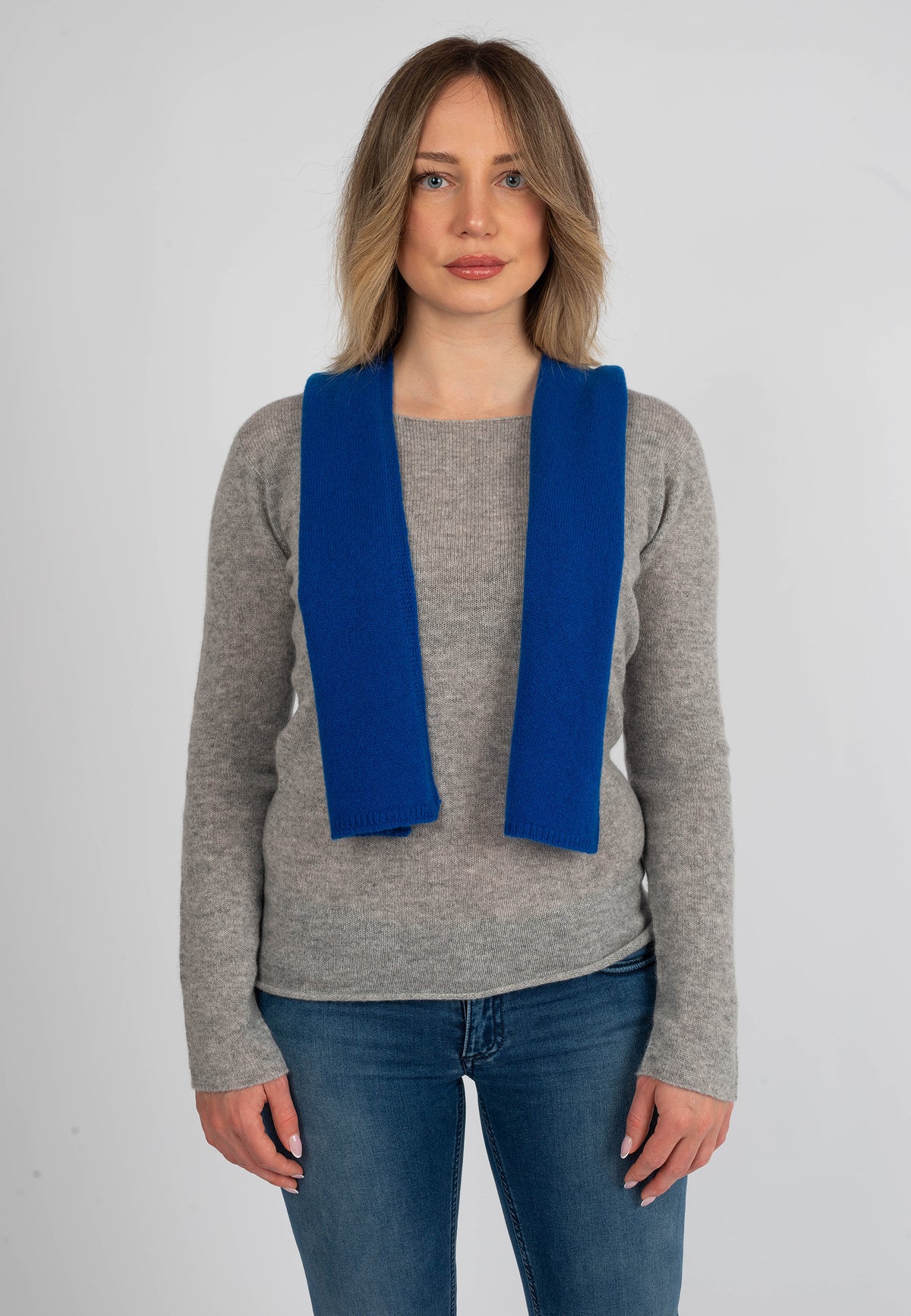 Petite écharpe femme 100 % cachemire, coloris Vert sauge, vue 5 | Dalle Piane Cashmere