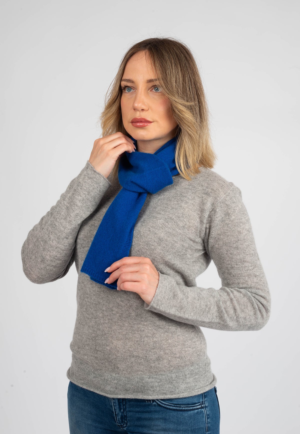 Petite écharpe femme 100 % cachemire, coloris Vert sauge, vue 7 | Dalle Piane Cashmere