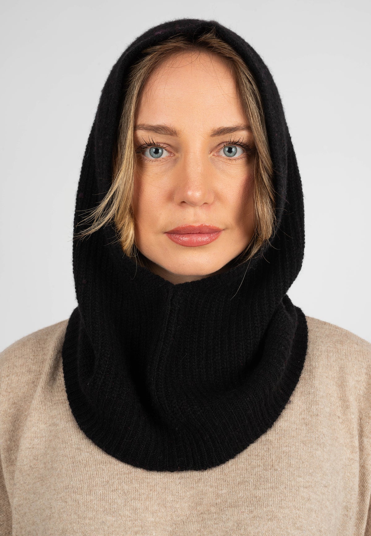 Cagoule mélange cachemire, coloris Noir | Dalle Piane Cashmere