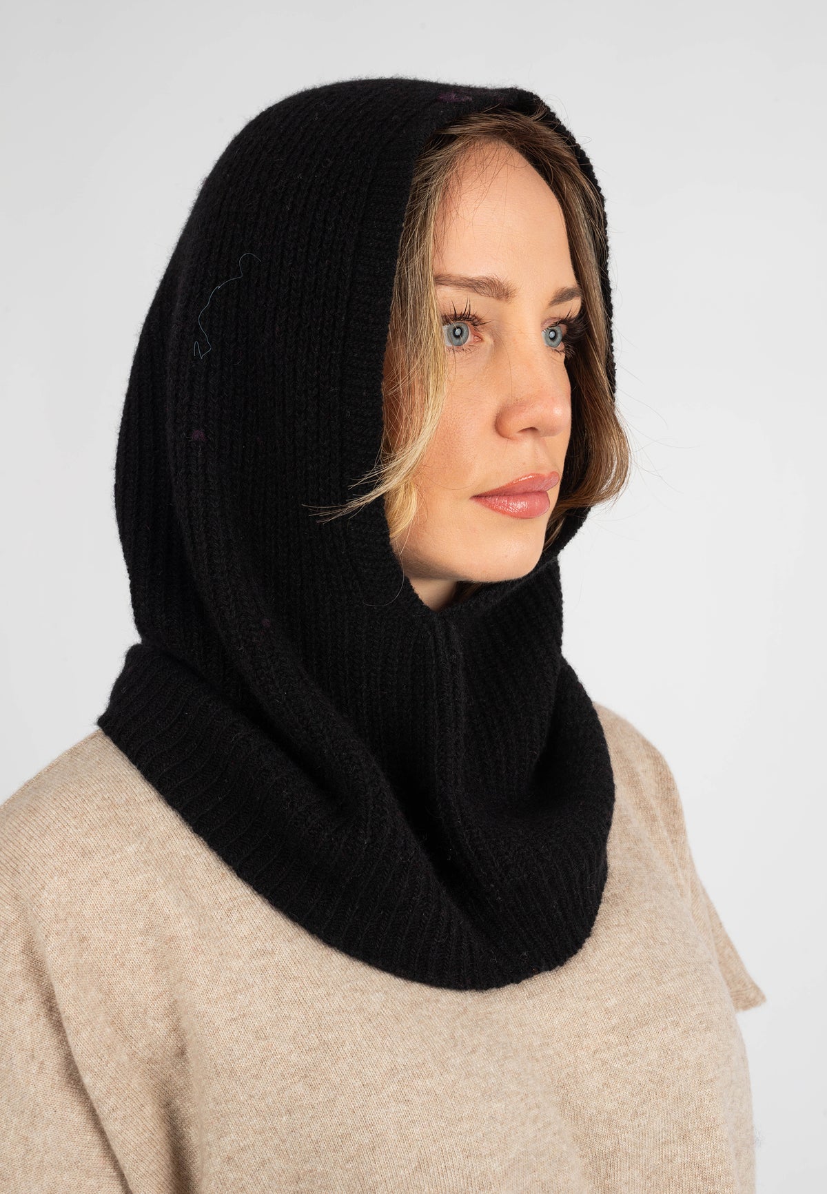 Cagoule mélange cachemire, coloris Noir, vue 2 | Dalle Piane Cashmere