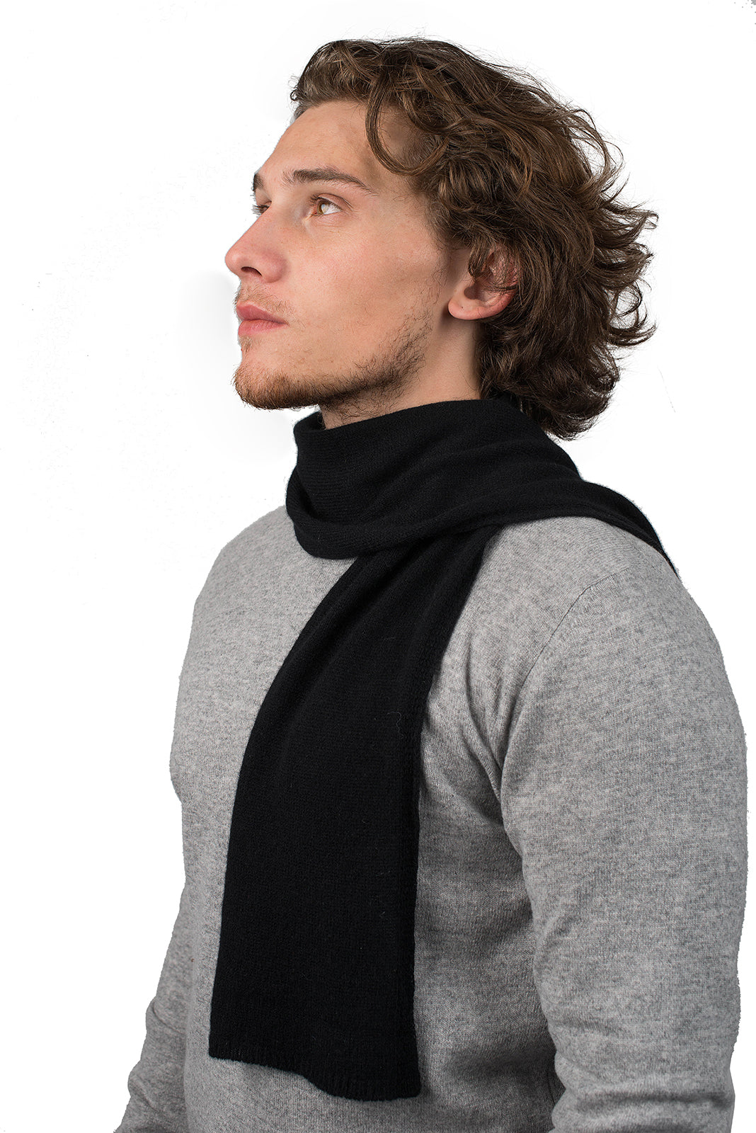 Petite écharpe homme 100 % cachemire, coloris Noir | Dalle Piane Cashmere