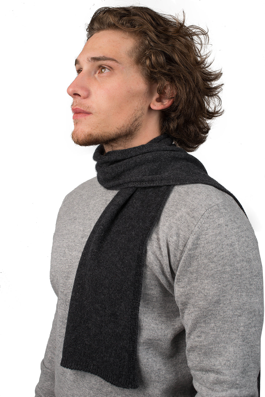 Petite écharpe homme 100 % cachemire, coloris Anthracite | Dalle Piane Cashmere