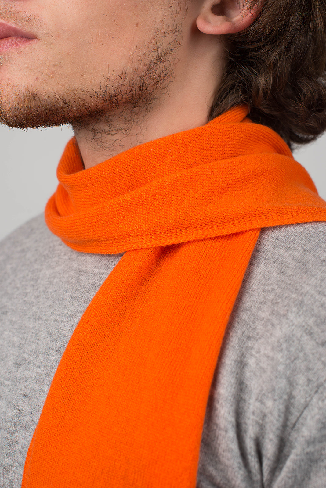 Petite écharpe homme 100 % cachemire, coloris Orange, vue 3 | Dalle Piane Cashmere