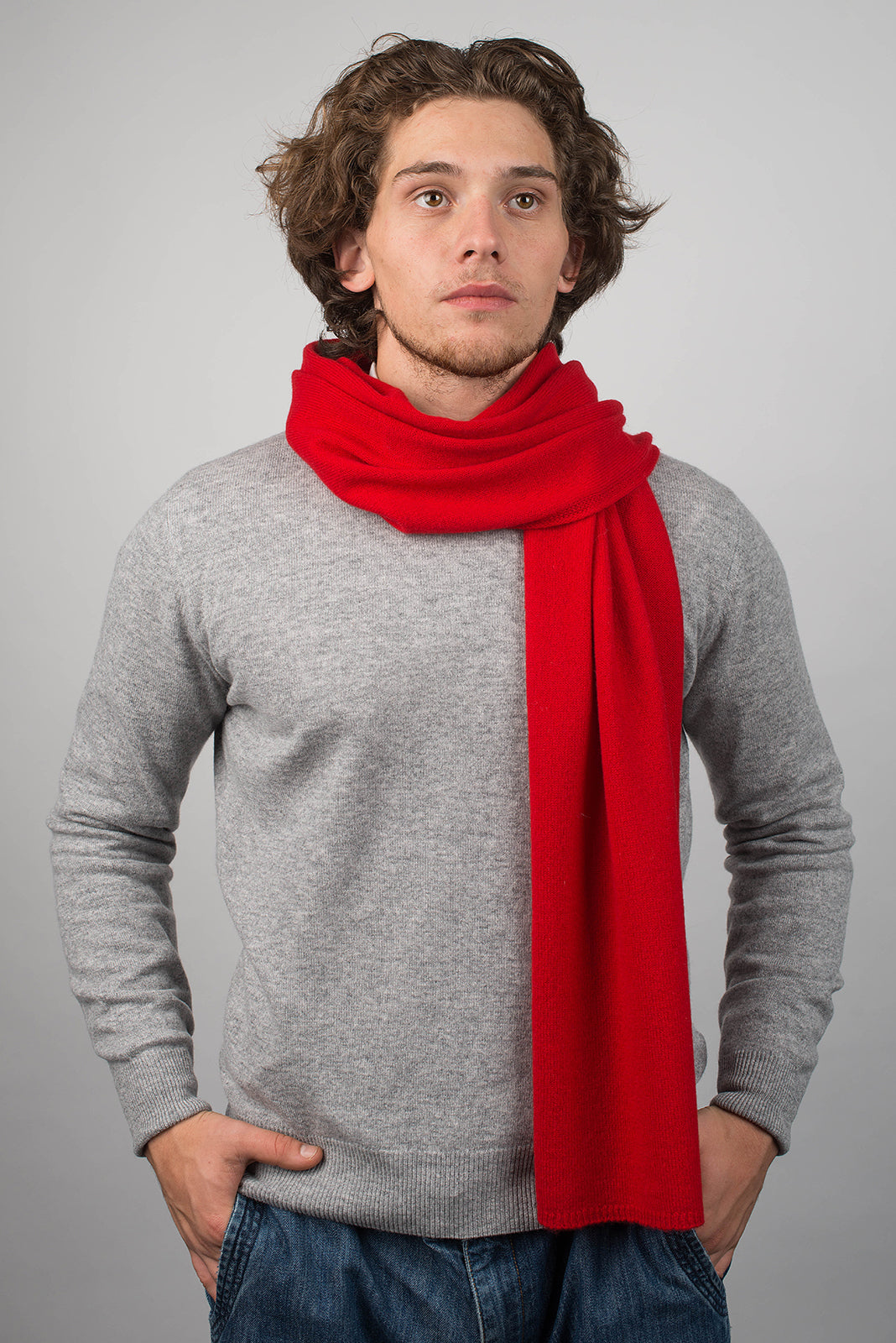 Écharpe large homme 100 % cachemire, coloris Rouge, vue 2 | Dalle Piane Cashmere