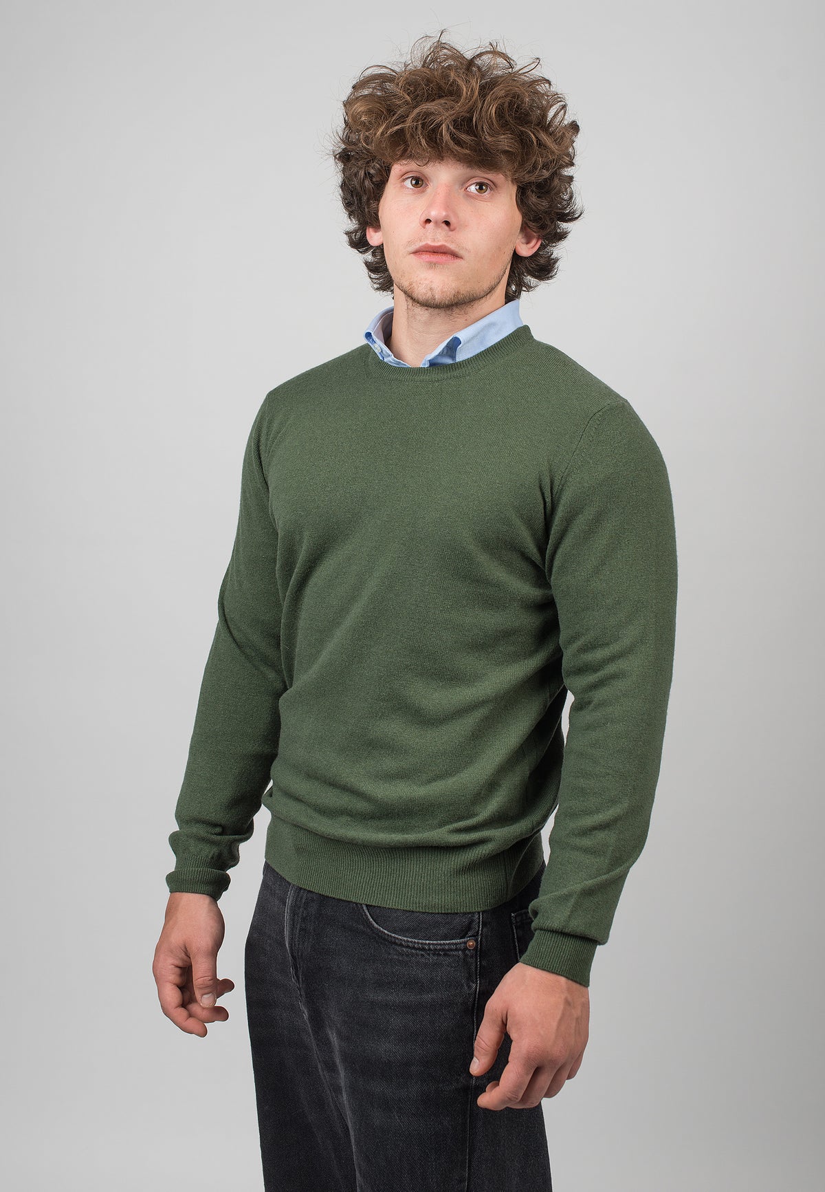 Pull col rond homme mélange cachemire, coloris Kaki, vue 2 | Dalle Piane Cashmere