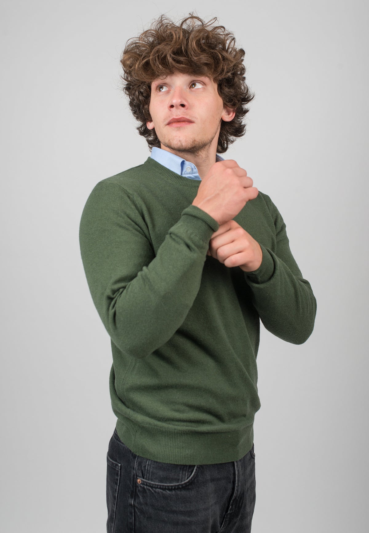 Pull col rond homme mélange cachemire, coloris Kaki, vue 3 | Dalle Piane Cashmere