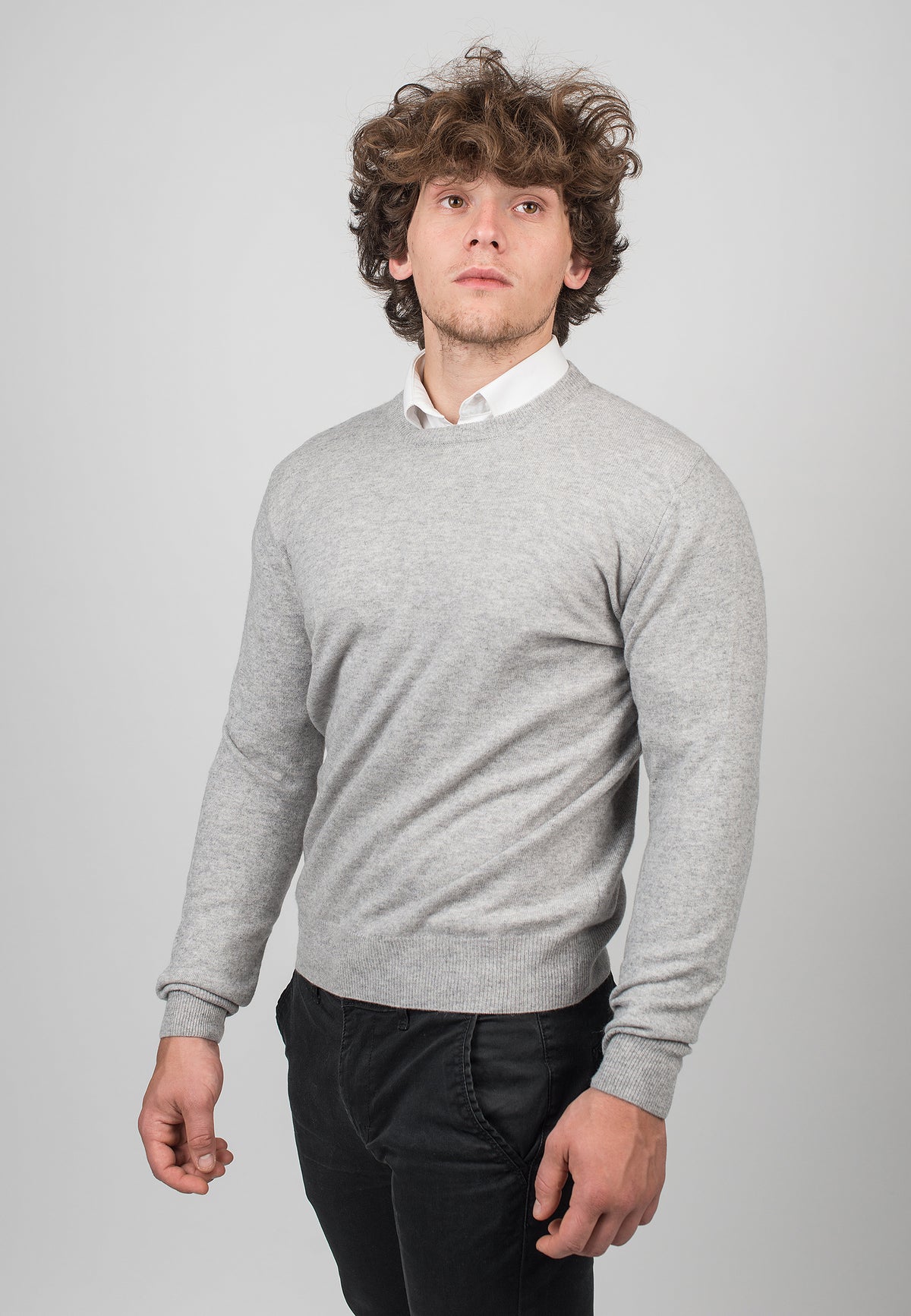 Pull col rond homme 100 % cachemire, coloris Gris, vue 2 | Dalle Piane Cashmere