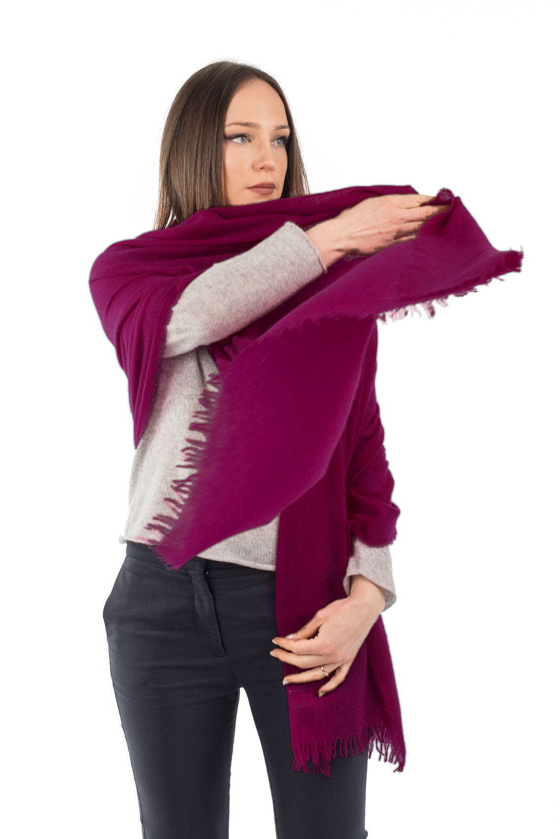 Pashmina femme 100 % cachemire, coloris Fuchsia, vue 4 | Dalle Piane Cashmere