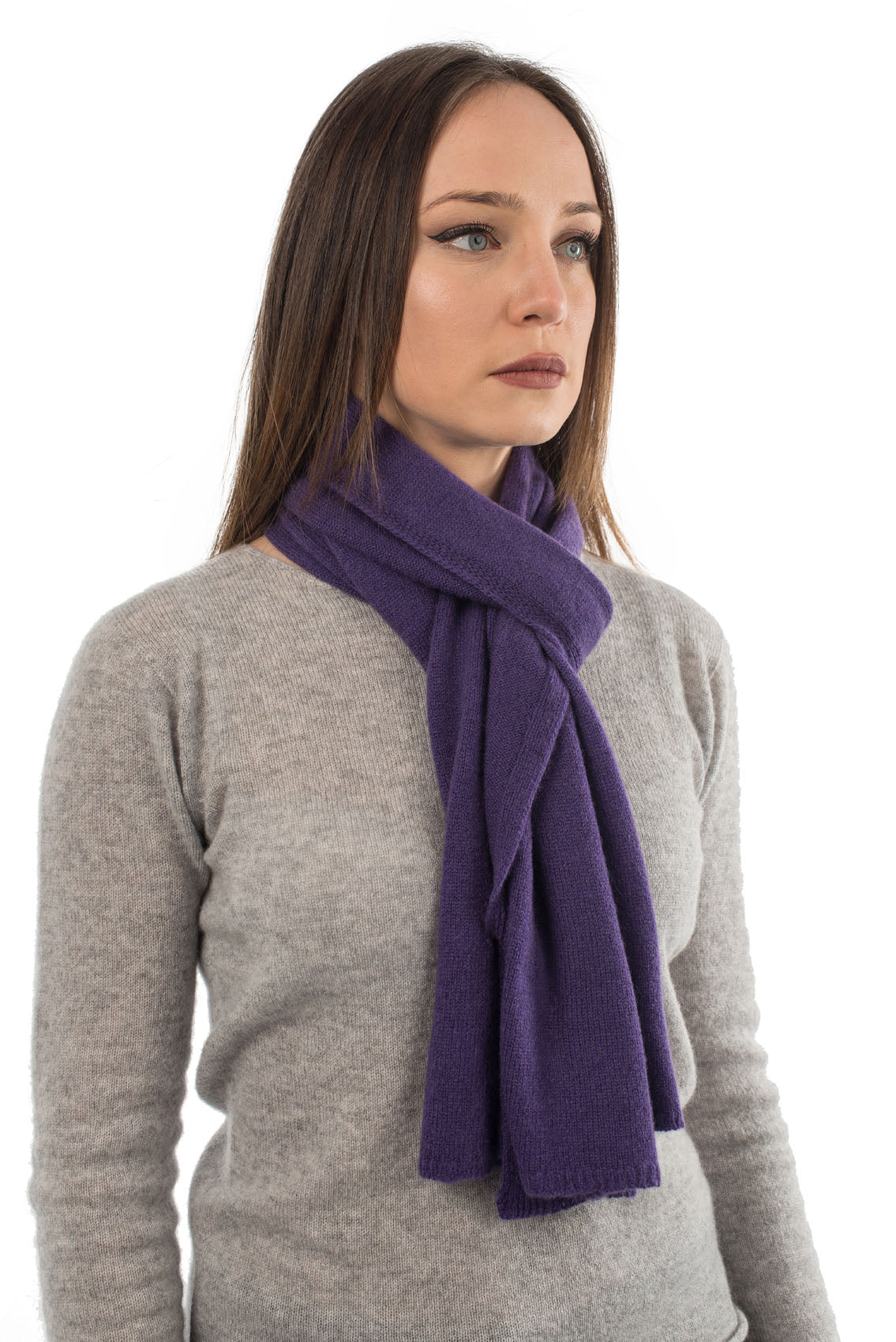 Écharpe mixte 100 % cachemire, coloris Violet, vue 2 | Dalle Piane Cashmere