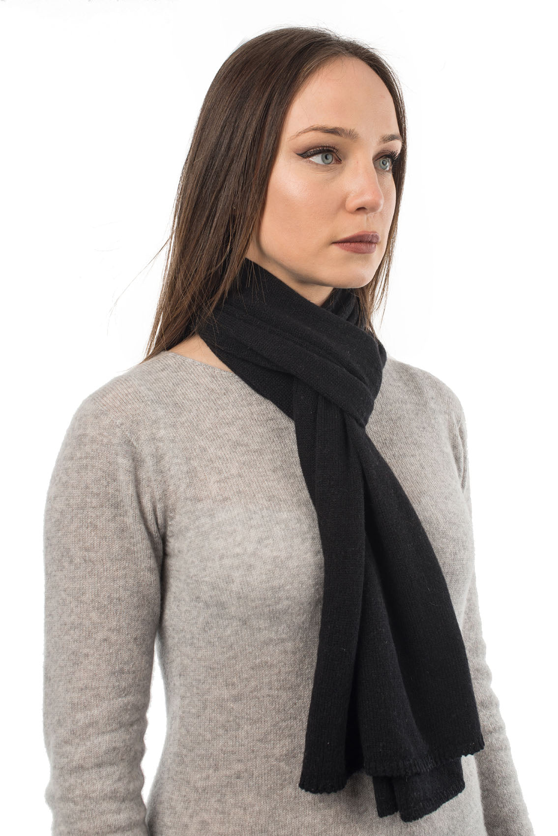 Écharpe mixte 100 % cachemire, coloris Noir, vue 3 | Dalle Piane Cashmere