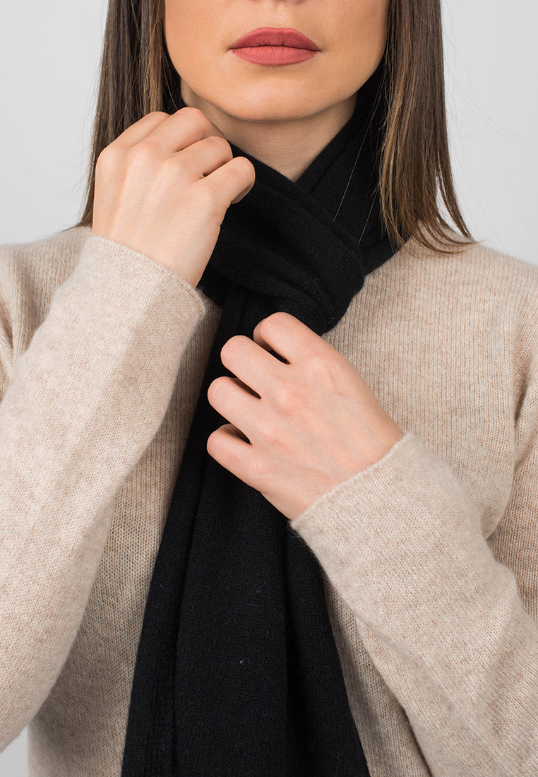 Petite écharpe femme 100 % cachemire, coloris Noir, vue 4 | Dalle Piane Cashmere