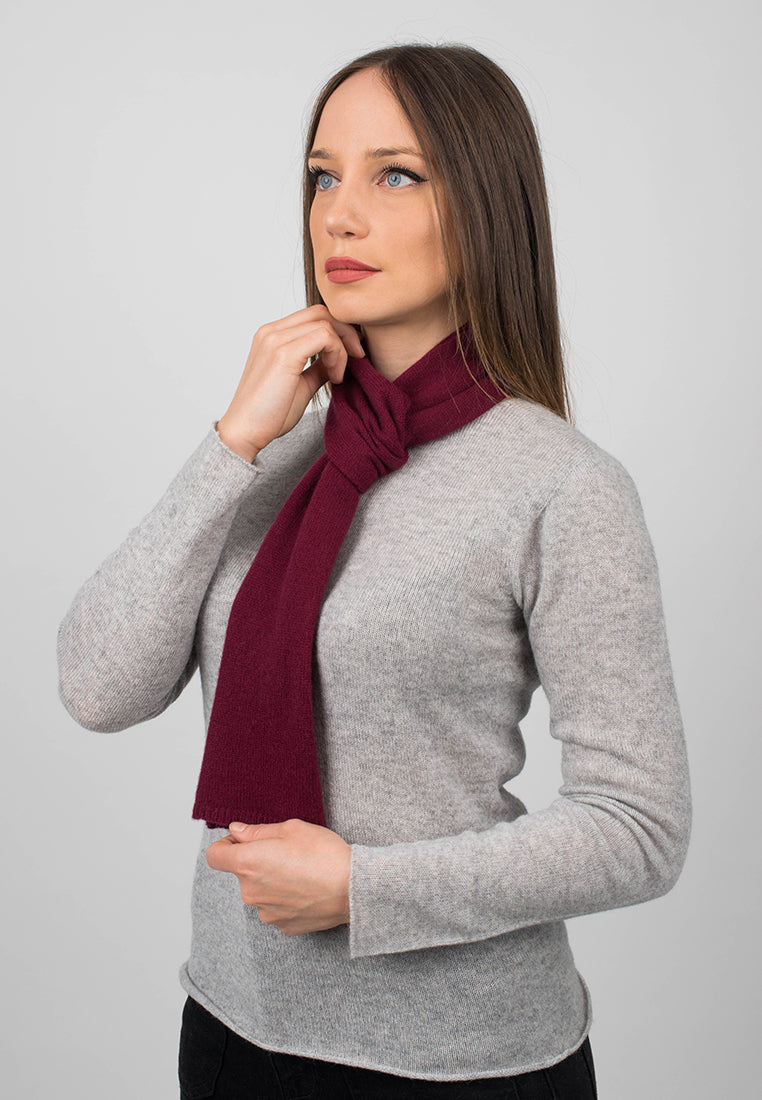 Petite écharpe femme 100 % cachemire, coloris Bordeaux, vue 3 | Dalle Piane Cashmere
