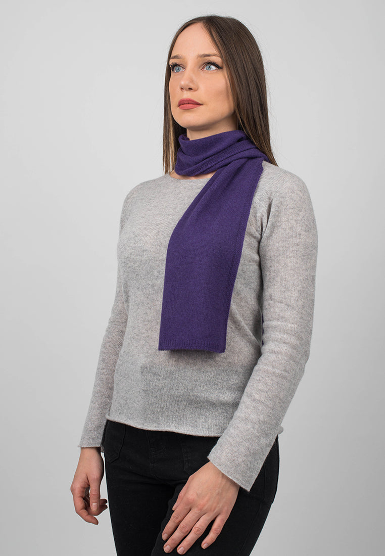 Petite écharpe femme 100 % cachemire, coloris Violet, vue 2 | Dalle Piane Cashmere