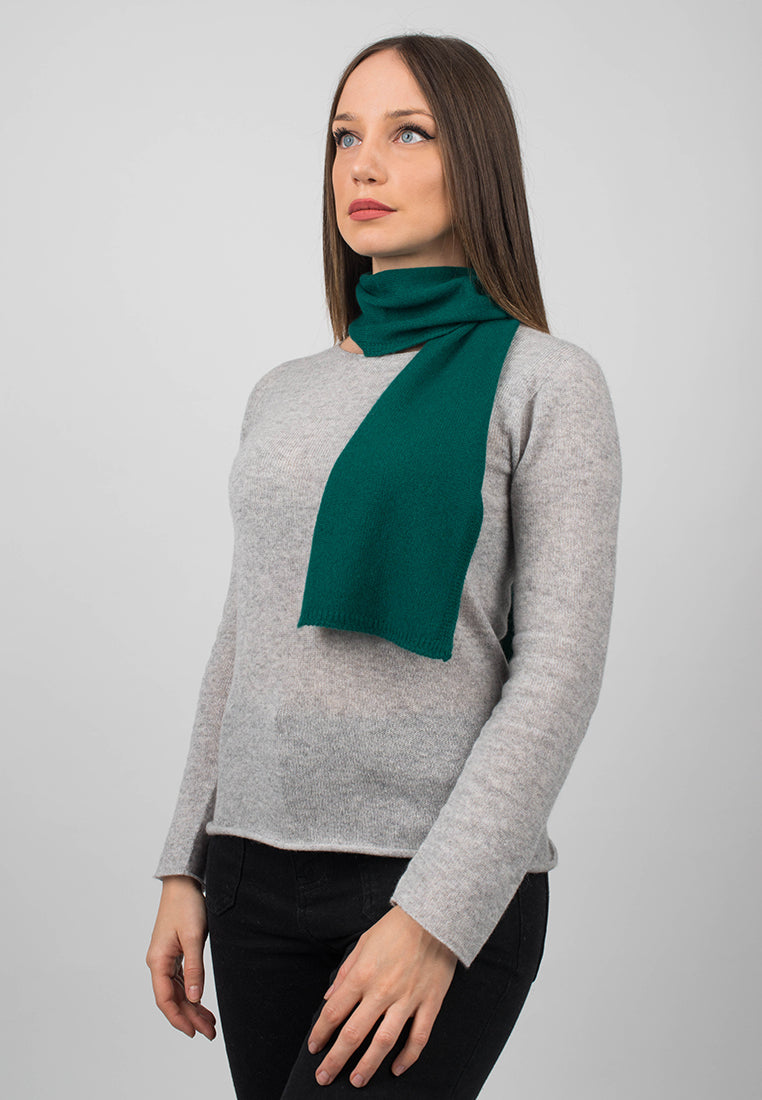 Petite écharpe femme 100 % cachemire, coloris Vert, vue 2 | Dalle Piane Cashmere