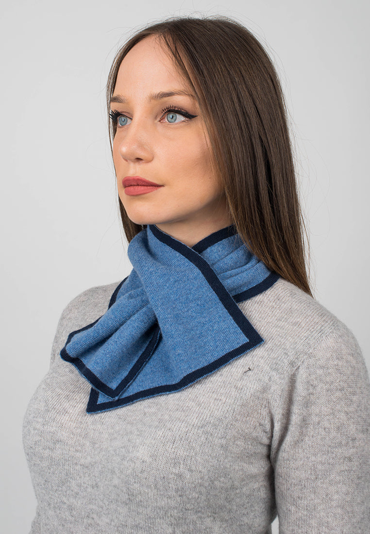Tour de cou femme 100 % cachemire, coloris Bleu, vue 4 | Dalle Piane Cashmere