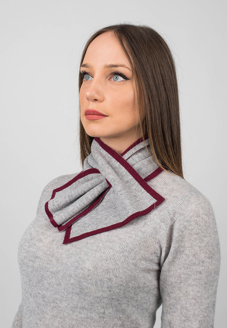 Tour de cou femme 100 % cachemire, coloris Bordeaux, vue 4 | Dalle Piane Cashmere