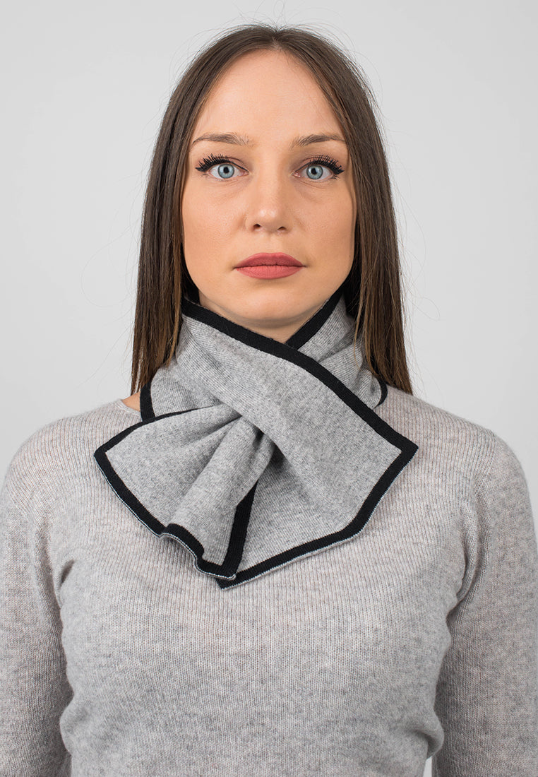 Tour de cou femme 100 % cachemire, coloris Noir, vue 3 | Dalle Piane Cashmere