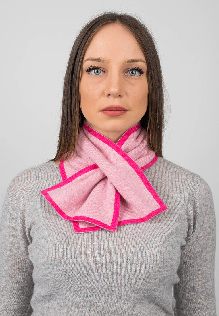Tour de cou femme 100 % cachemire, coloris Fuchsia, vue 3 | Dalle Piane Cashmere