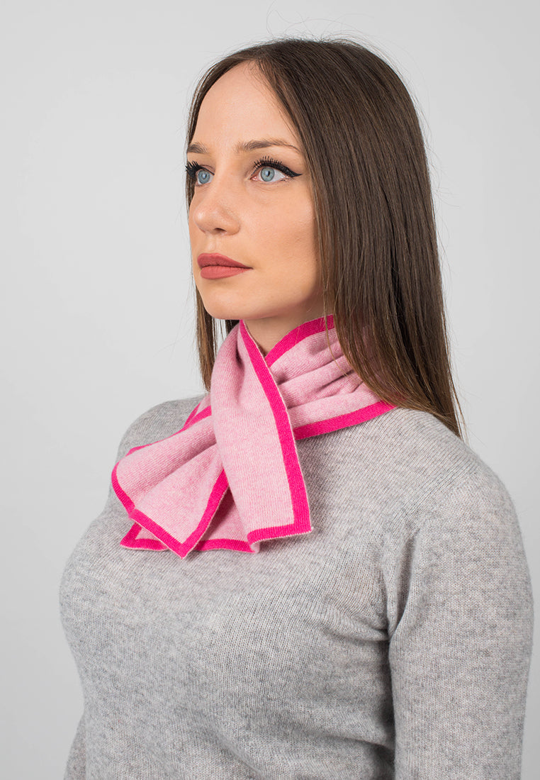 Tour de cou femme 100 % cachemire, coloris Fuchsia, vue 4 | Dalle Piane Cashmere