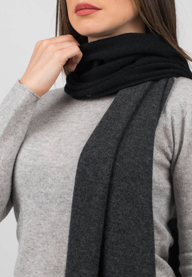 Écharpe femme tricolore 100 % cachemire, coloris Noir-Anthracite-Gris, vue 3 | Dalle Piane Cashmere