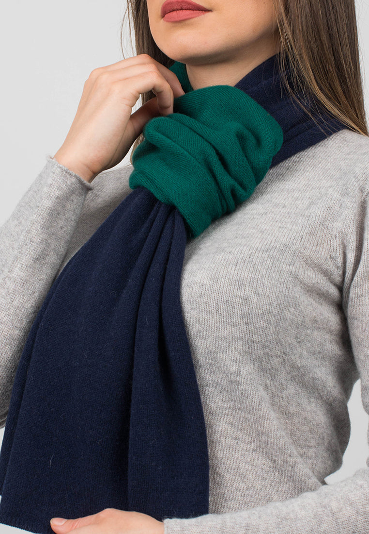 Écharpe femme bicolore 100 % cachemire, coloris Bleu-Vert, vue 4 | Dalle Piane Cashmere