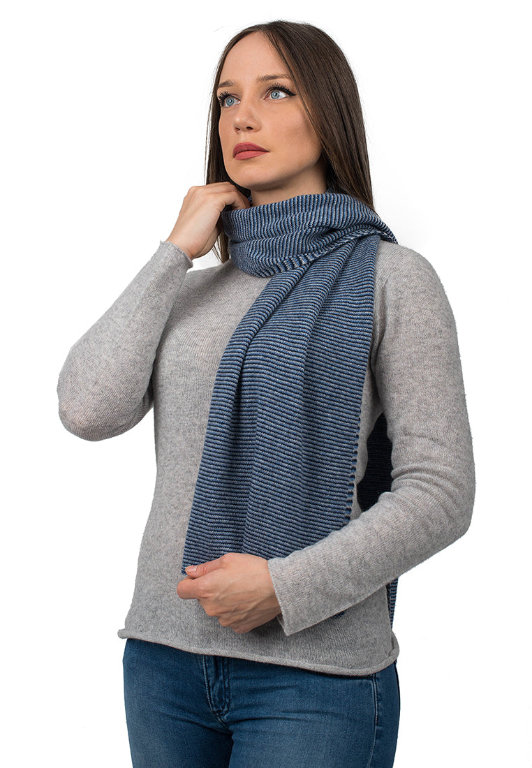 Écharpe femme à rayures 100 % cachemire, coloris Bleu-Azur-Ciel | Dalle Piane Cashmere