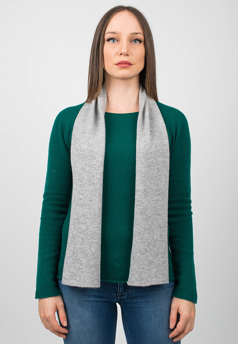 Petite écharpe femme 100 % cachemire, coloris Gris, vue 2 | Dalle Piane Cashmere