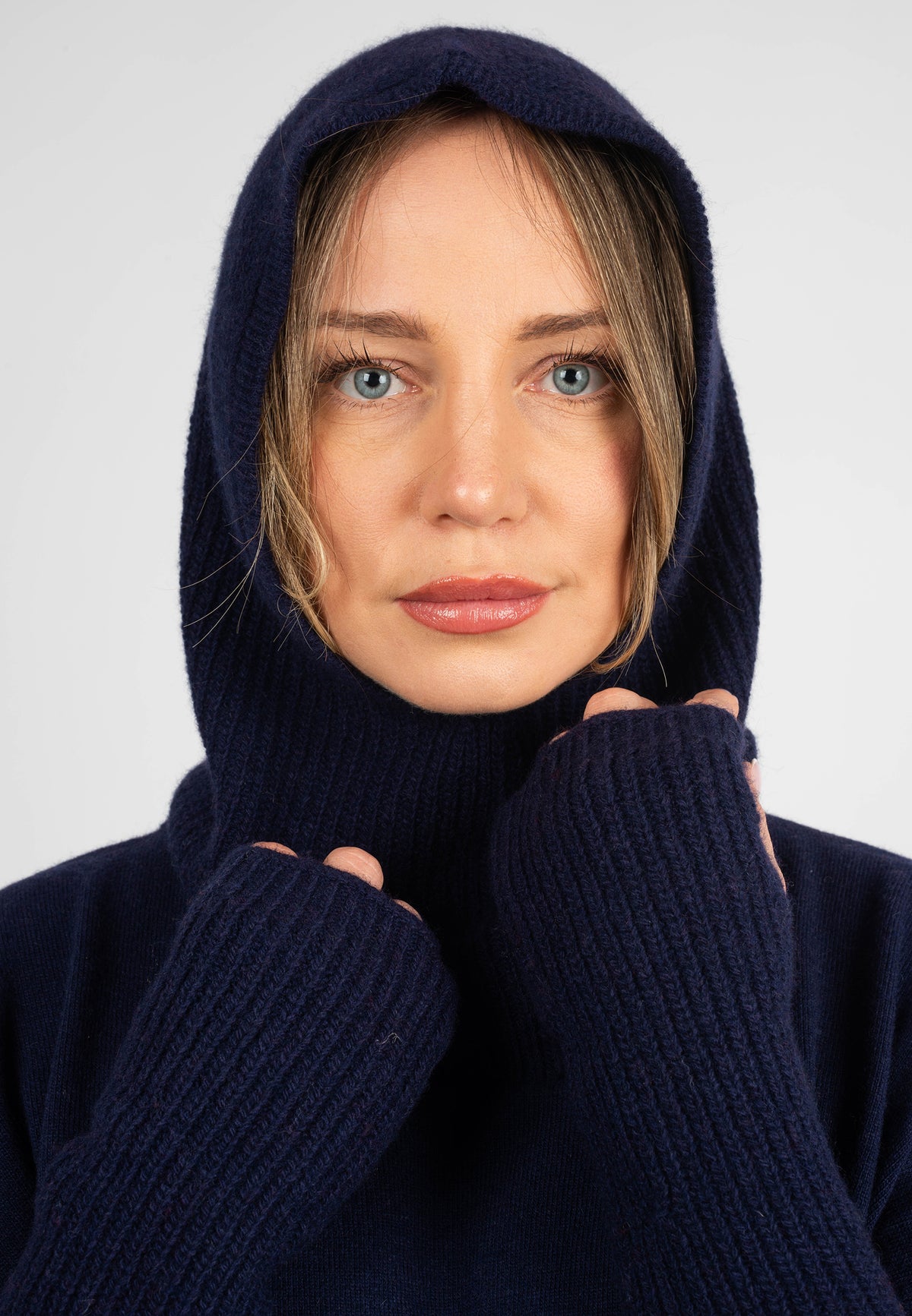 Cagoule mélange cachemire, coloris Bleu, vue 3 | Dalle Piane Cashmere