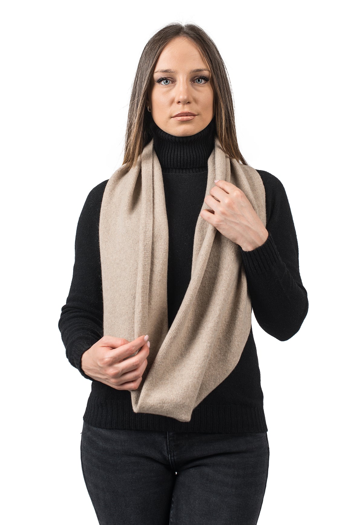 Sciarpa chiusa in cashmere rigenerato, colore Beige | Dalle Piane Cashmere