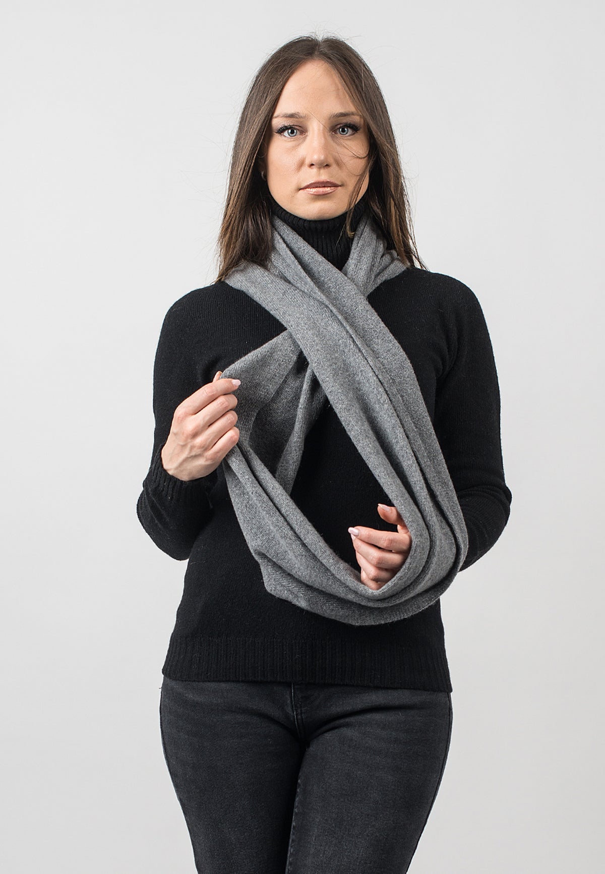 Snood femme en cachemire régénéré, coloris Gris, vue 2 | Dalle Piane Cashmere