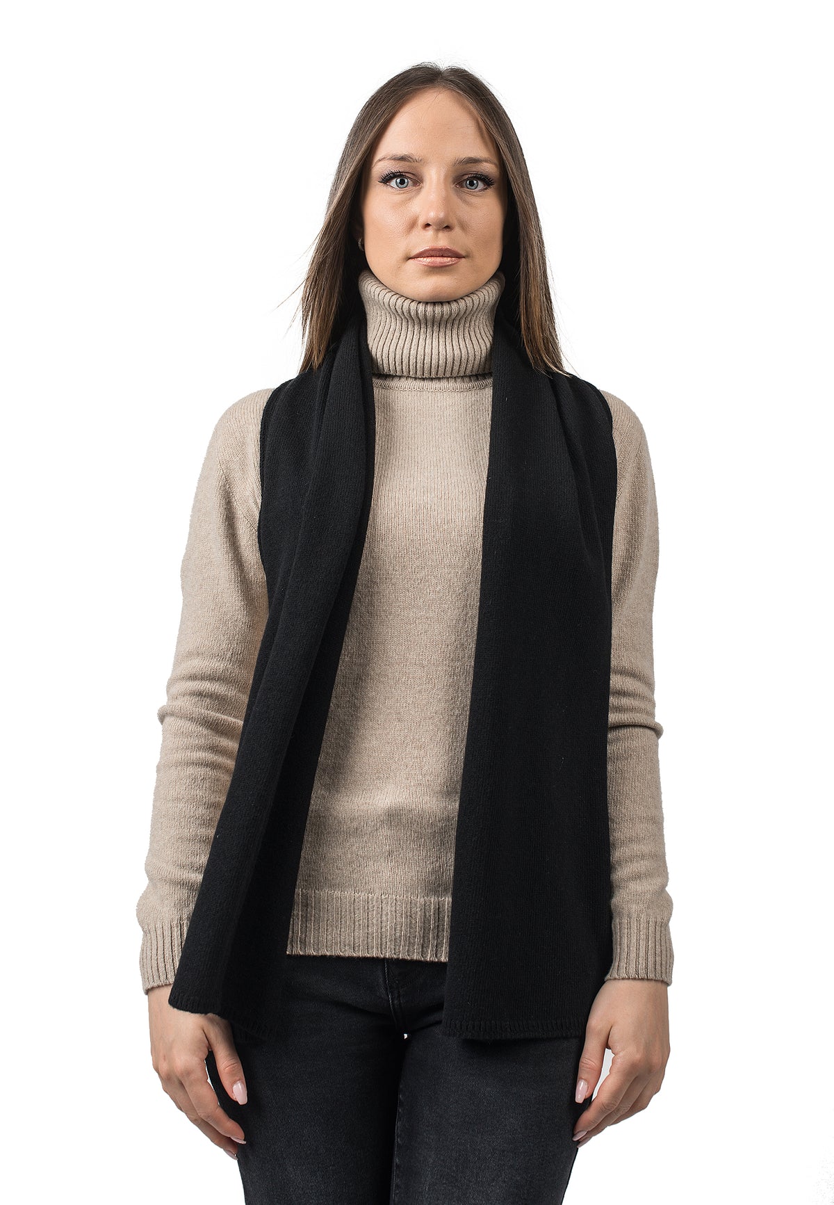 Écharpe femme en cachemire régénéré, coloris Noir | Dalle Piane Cashmere