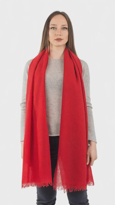 Pashmina 100% cashmere, colore Rosso, video | Dalle Piane Cashmere