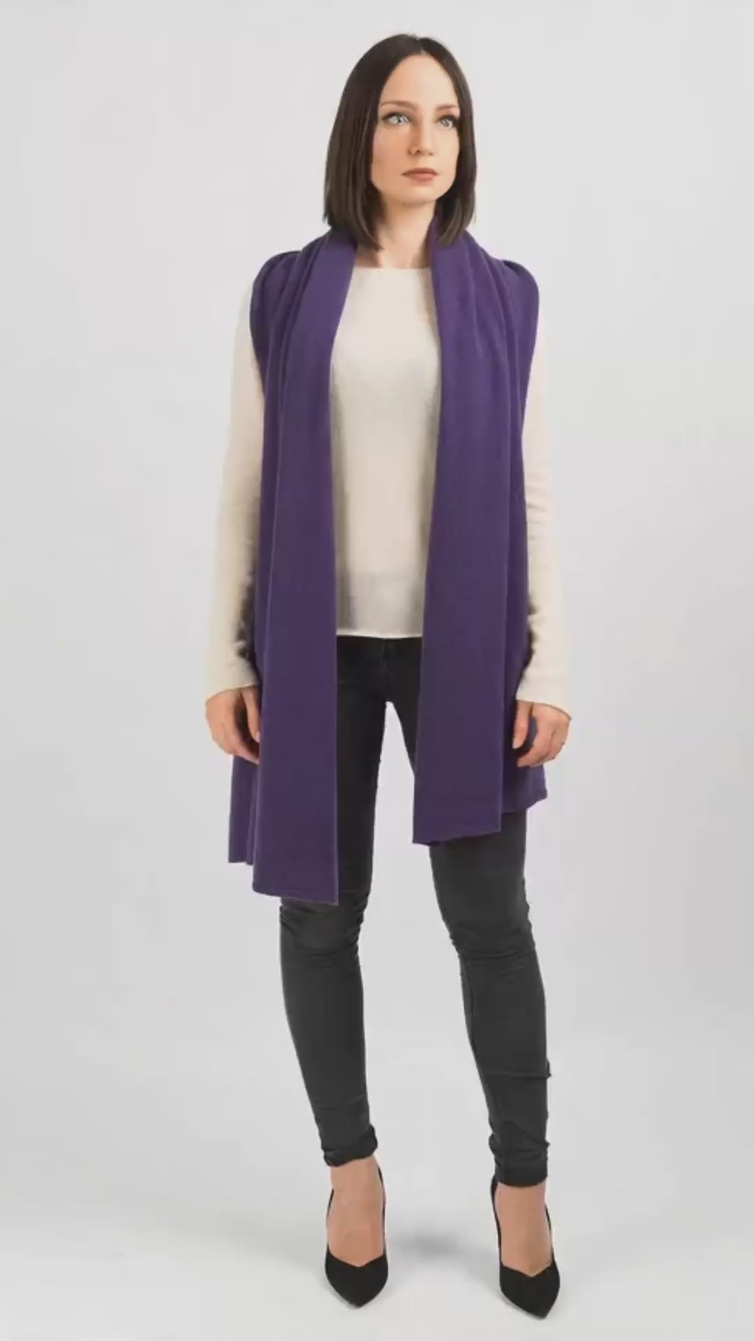 Stola 100% cashmere, colore Viola, video | Dalle Piane Cashmere