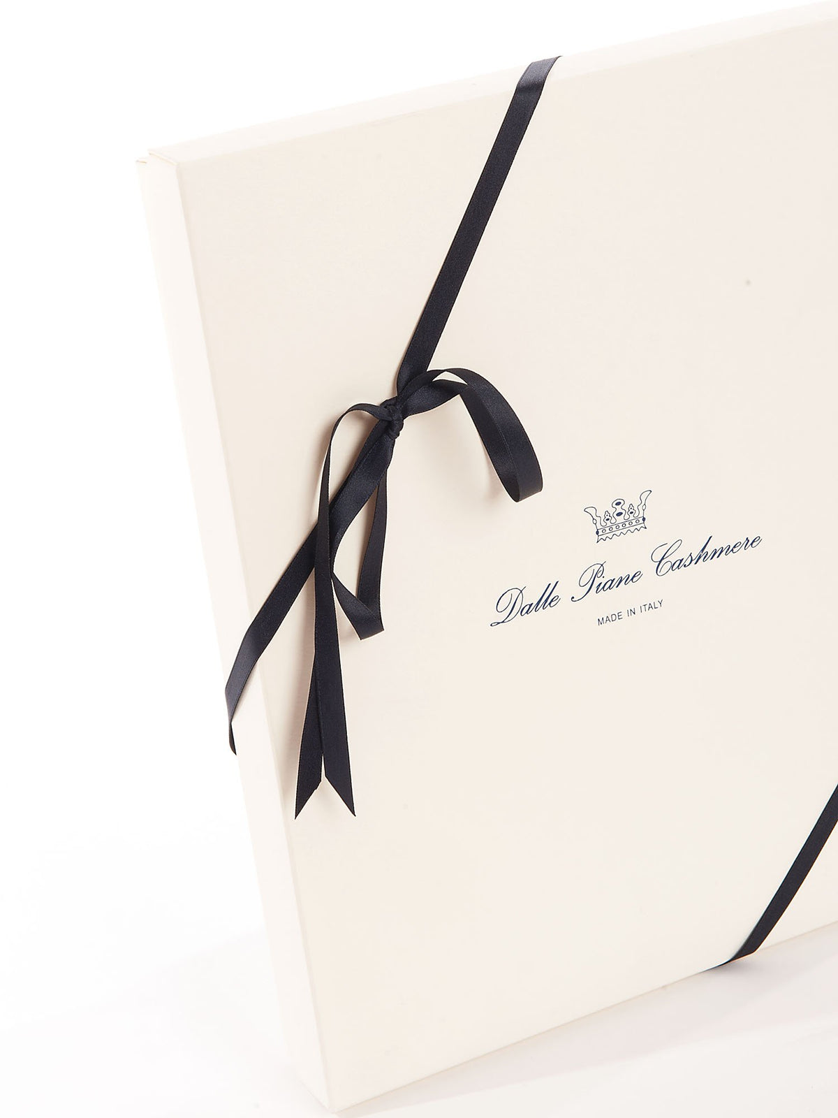 Copertina con bordo 100% Cashmere, colore Crema, vista 5 | Dalle Piane Cashmere