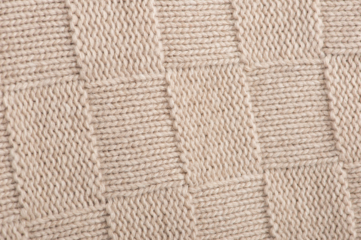 Plaid a Dama 100% Cashmere, colore Beige, vista 2 | Dalle Piane Cashmere