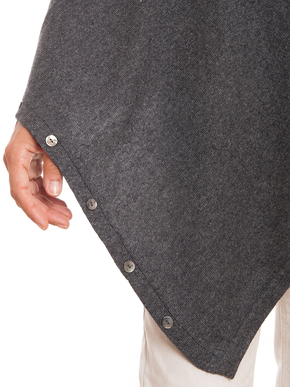 Poncho à boutons femme mélange cachemire, coloris Anthracite, vue 4 | Dalle Piane Cashmere