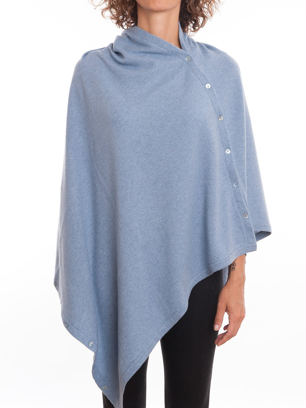 Poncho à boutons femme mélange cachemire, coloris Ciel | Dalle Piane Cashmere