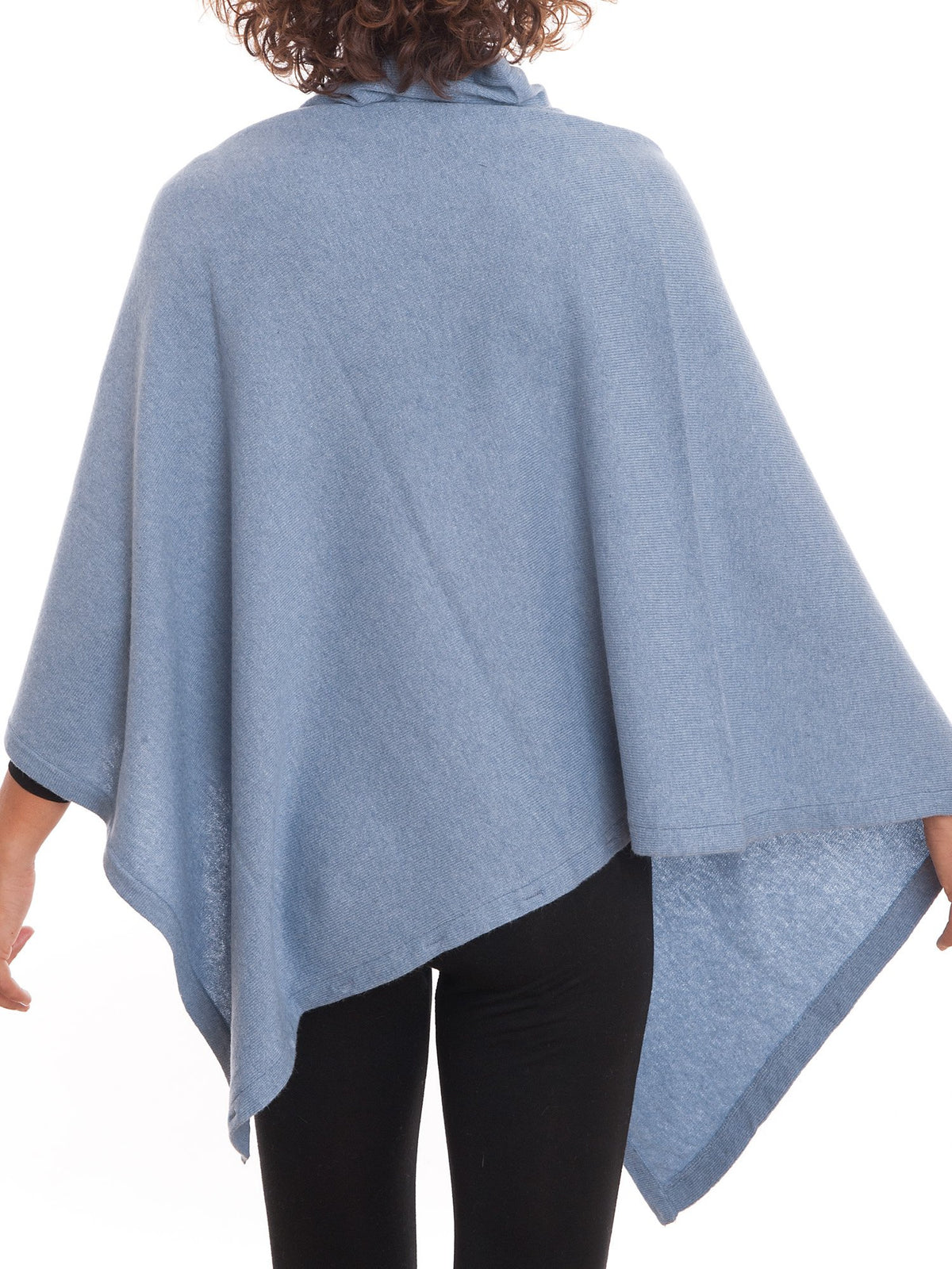 Poncho à boutons femme mélange cachemire, coloris Ciel, vue 2 | Dalle Piane Cashmere