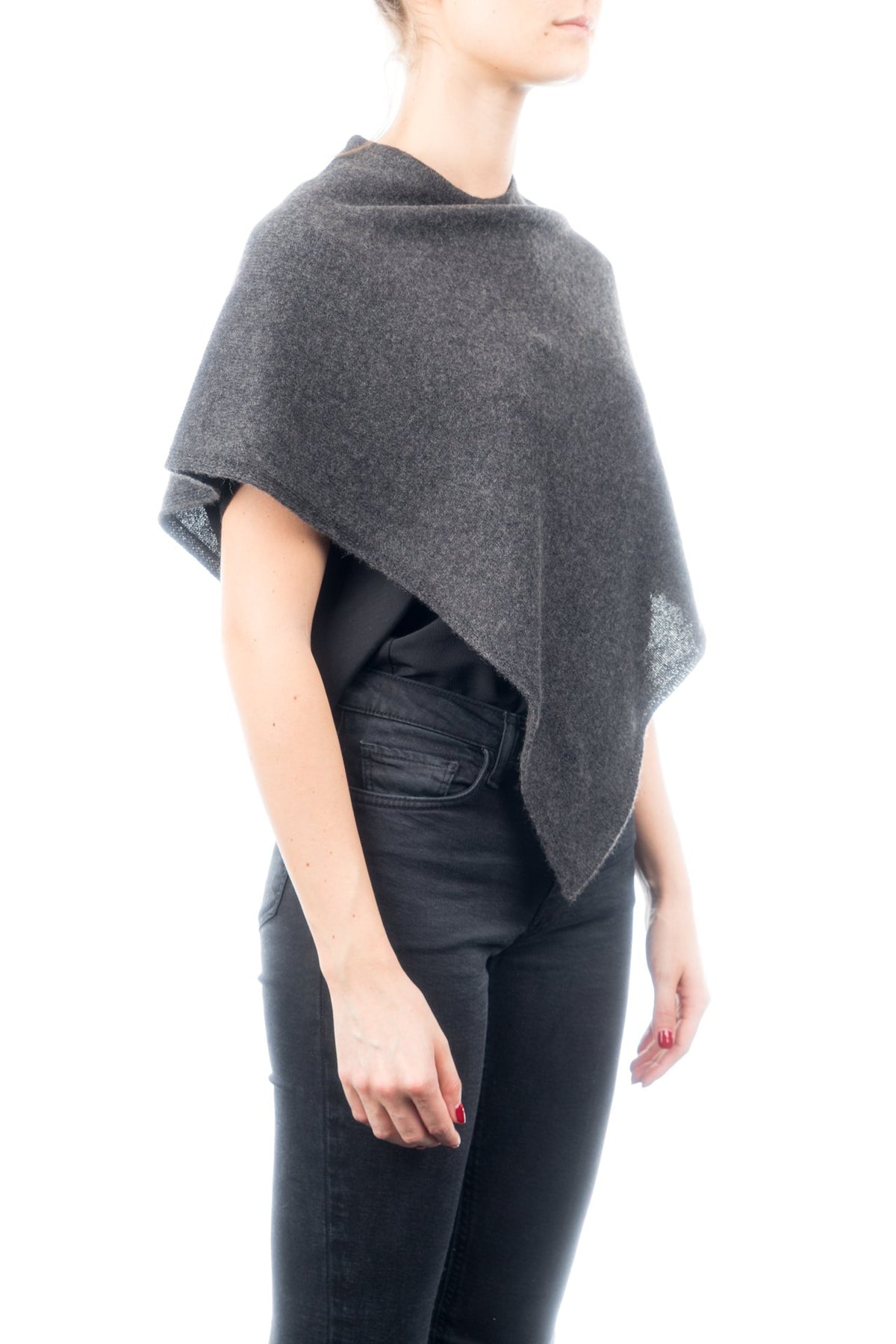 Poncho court femme 100 % cachemire, coloris Anthracite, vue 2 | Dalle Piane Cashmere