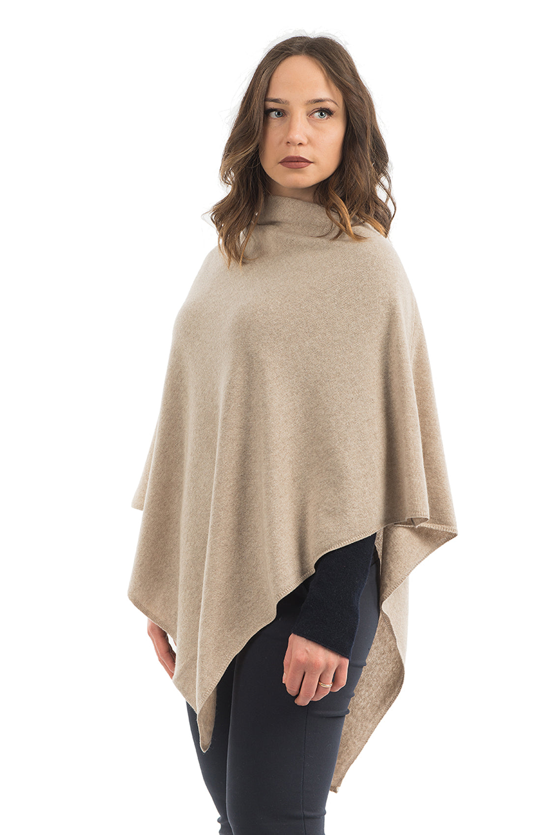 Poncho misto cashmere, colore Beige, vista 2 | Dalle Piane Cashmere
