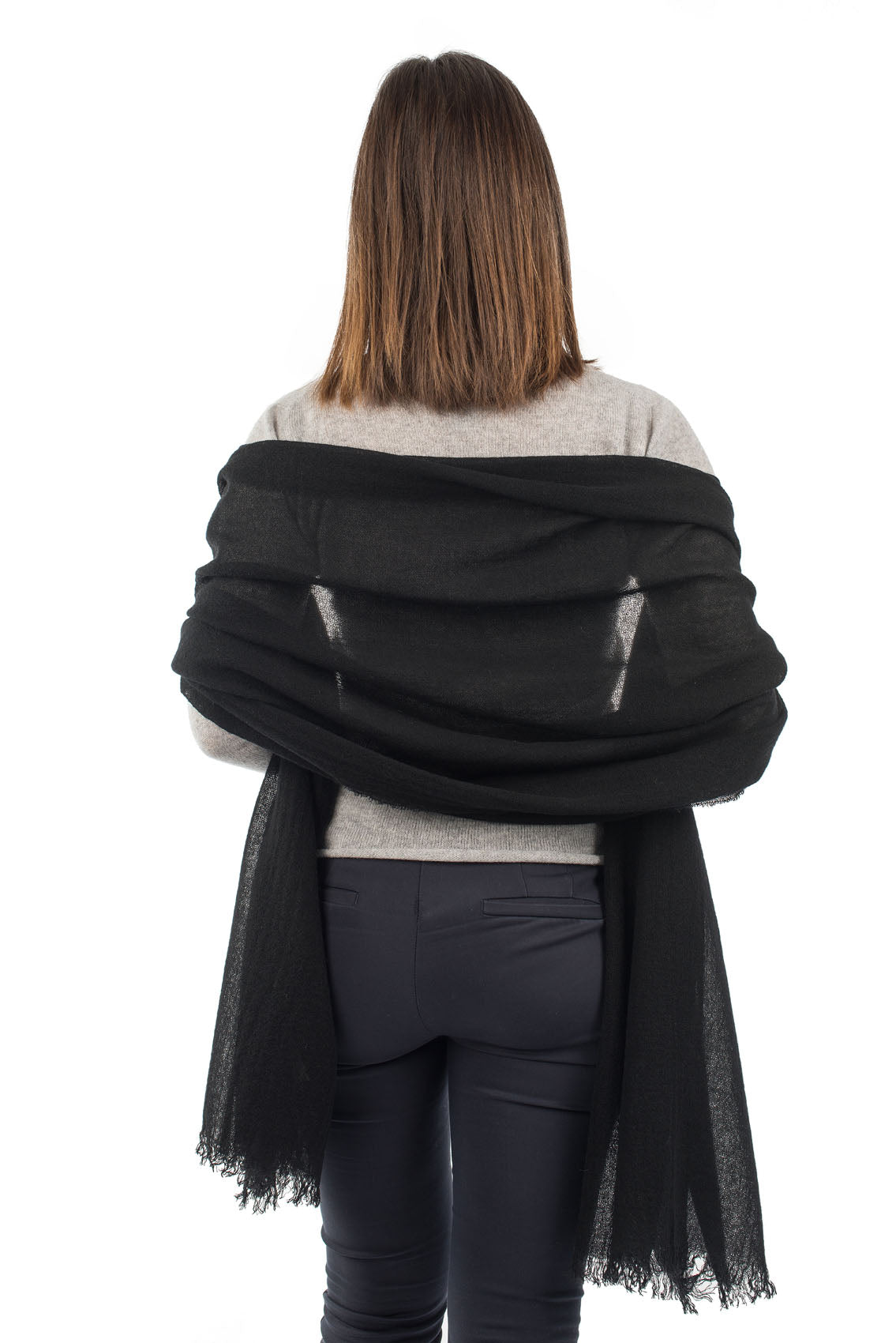 Pashmina femme 100 % cachemire, coloris Noir, vue 5 | Dalle Piane Cashmere