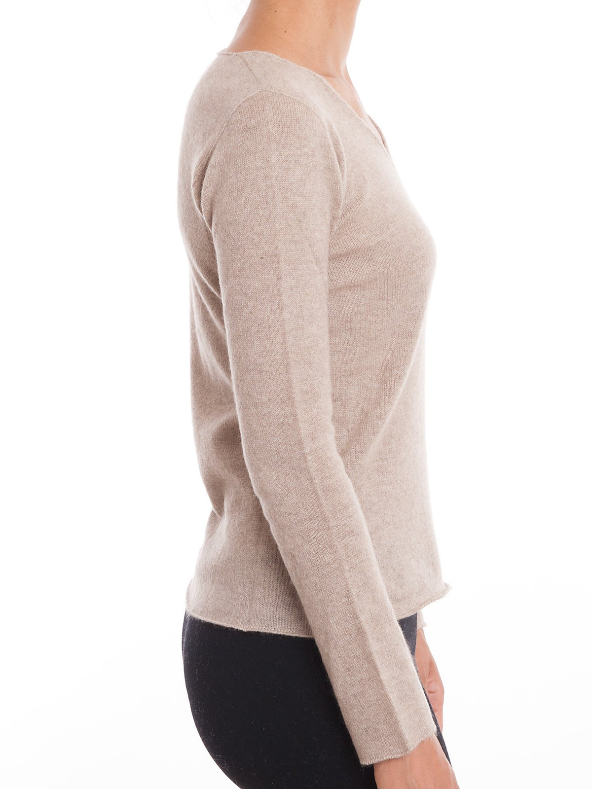 Pull col V femme 100 % cachemire, coloris Beige, vue 5 | Dalle Piane Cashmere